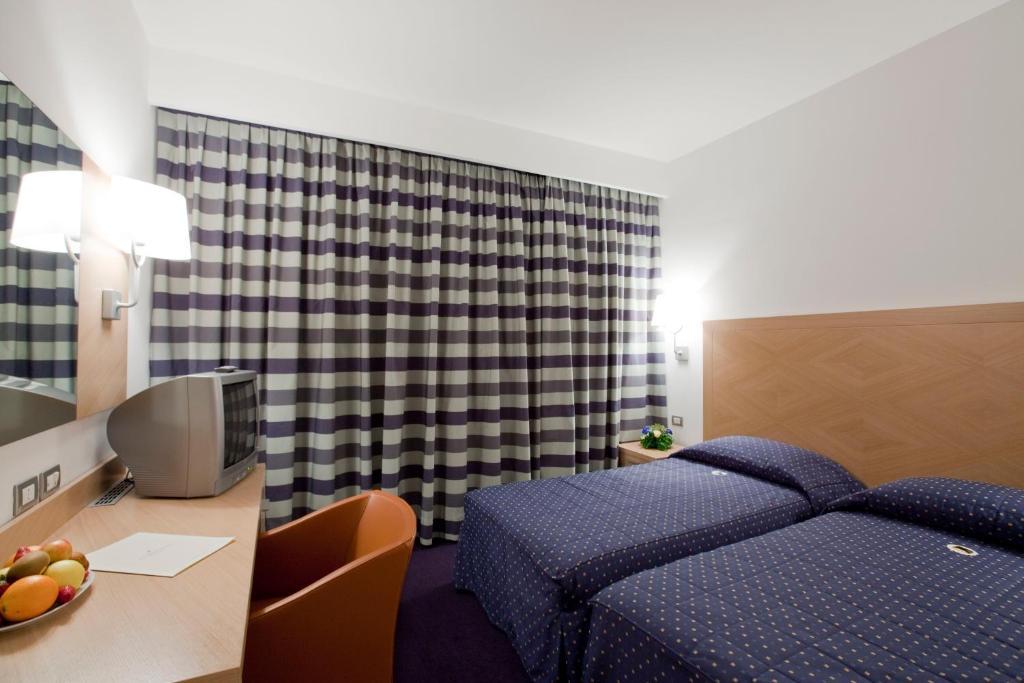 Centrum Palace Hotel&Resorts Campobasso Habitación foto