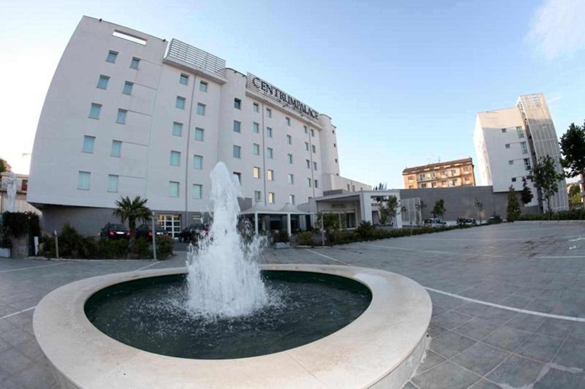Centrum Palace Hotel&Resorts Campobasso Exterior foto