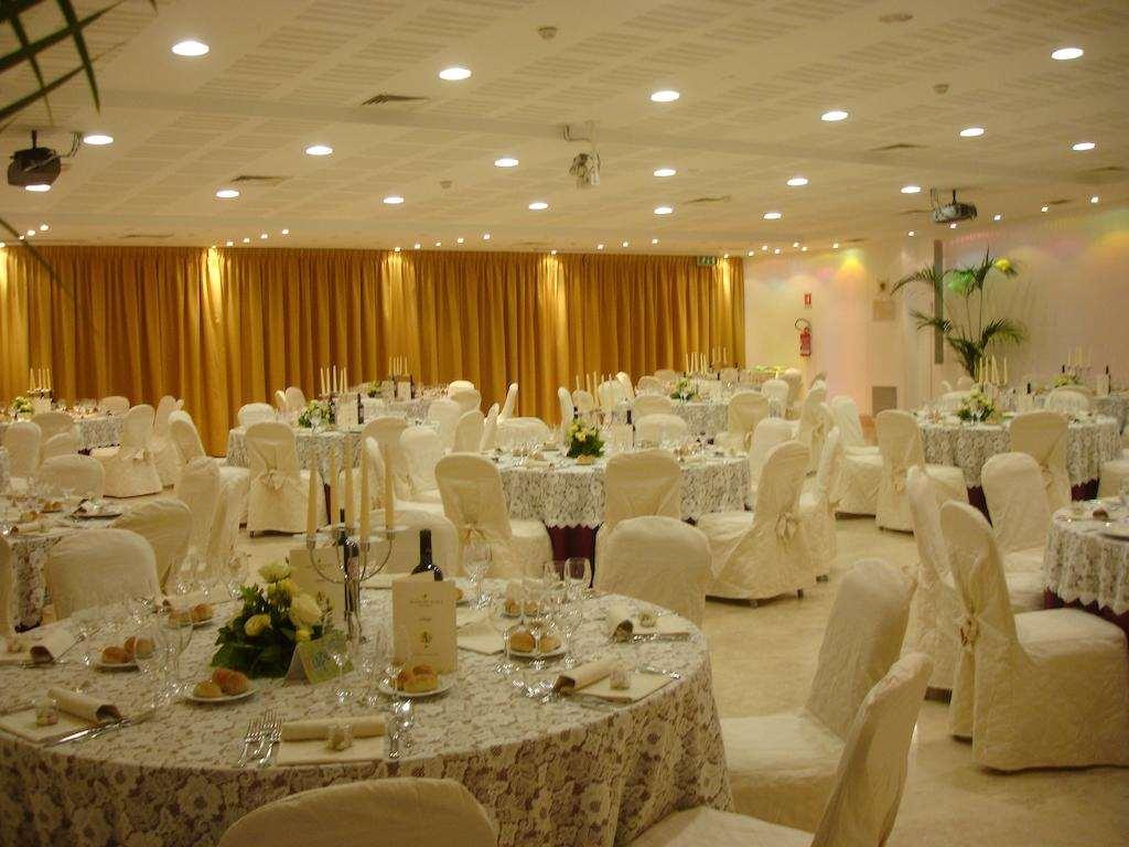 Centrum Palace Hotel&Resorts Campobasso Restaurante foto
