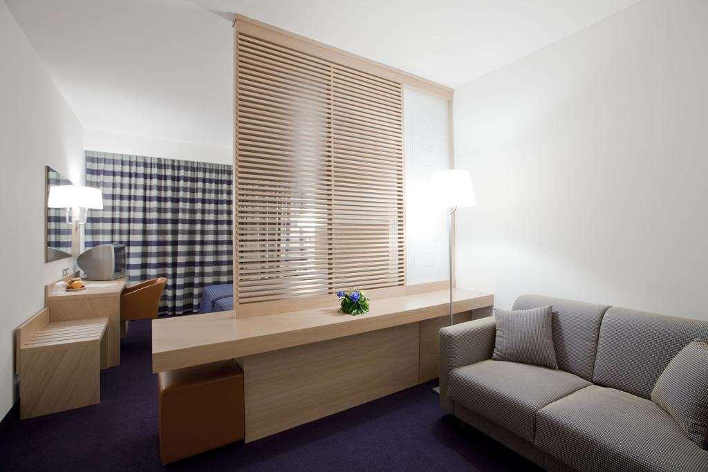 Centrum Palace Hotel&Resorts Campobasso Habitación foto