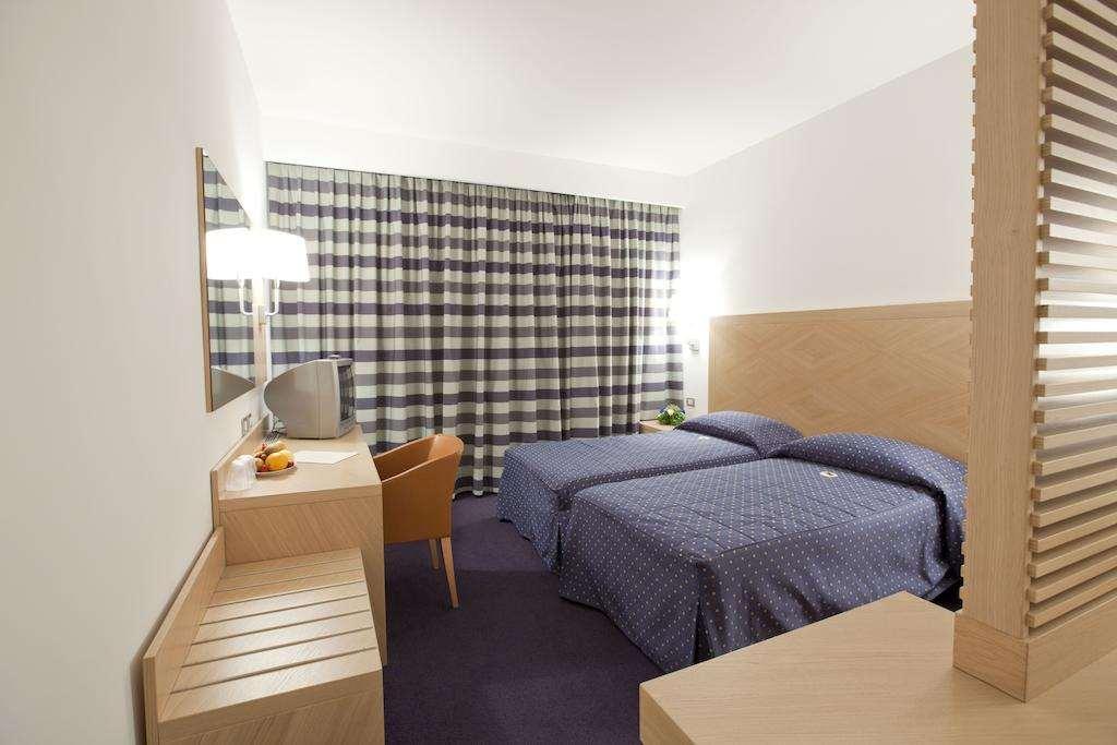 Centrum Palace Hotel&Resorts Campobasso Habitación foto