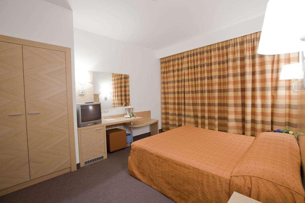 Centrum Palace Hotel&Resorts Campobasso Habitación foto
